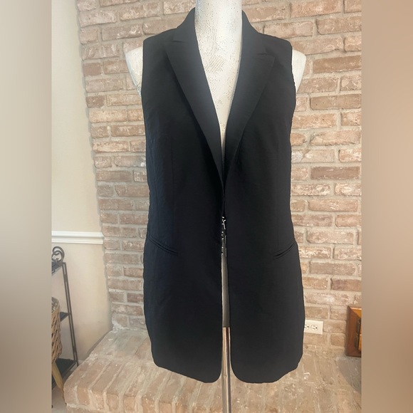 LEITH Classy Black Vest with sheer back! Sz M - Picture 1 of 7